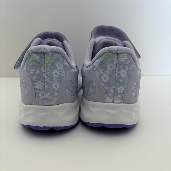 Kids New Balance Fresh Foam Arishi Sneakers Shoes 2 1/2 WIDE Brand New In Box - Picture 4 of 6